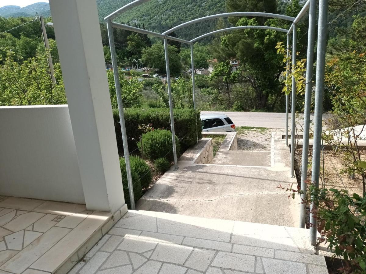 Kuca Za Odmor Maka Villa Kučiće Eksteriør billede